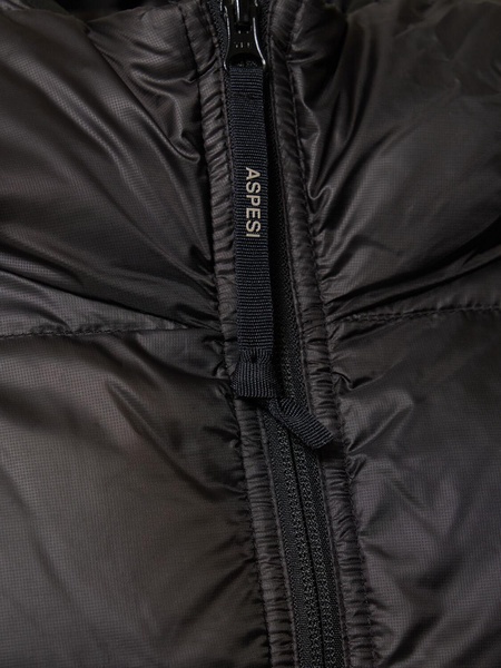 Light nylon puffer jacket