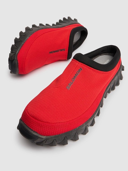 Snowclog sneakers