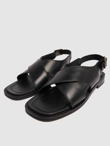 Cross strap leather sandals