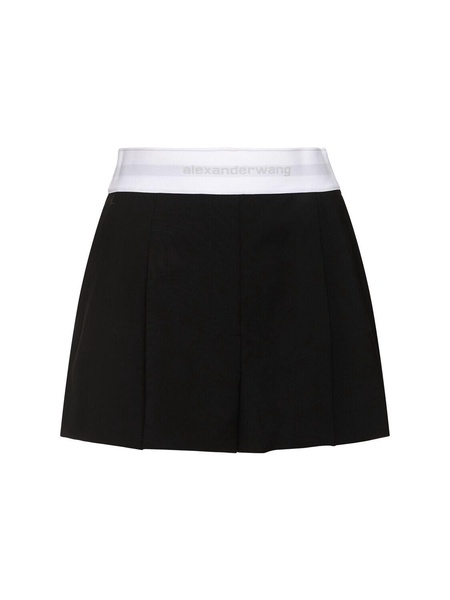 High waisted pleated wool shorts