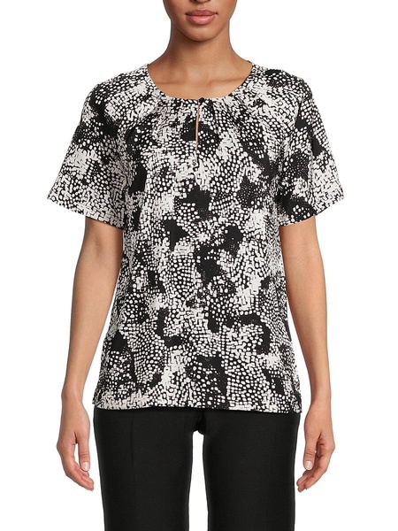 Short Sleeve Keyhole Pleated Top