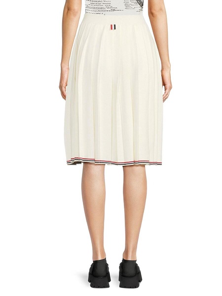 Solid Knee Length Skirt