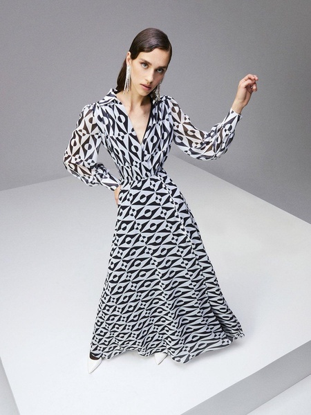 lapel collar slit dress