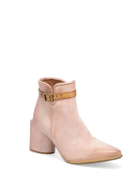 ender ankle boot in blush
