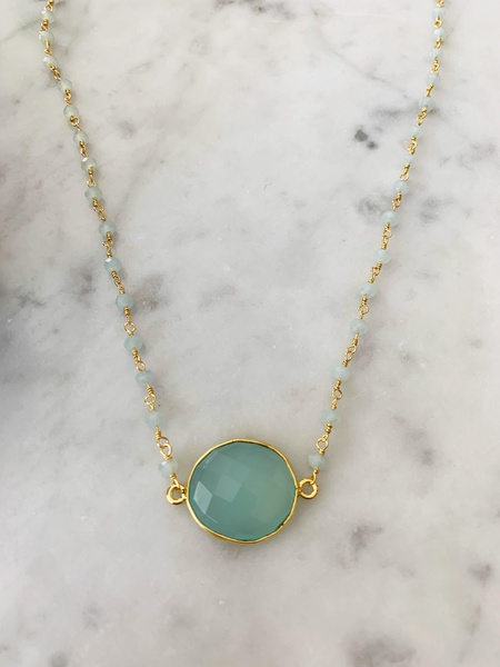 mrs. parker endless summer chalcedony necklace in gold