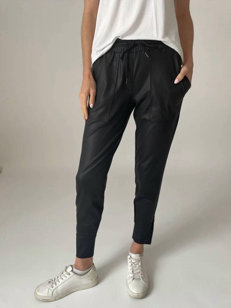 coated zip jogger pant in black