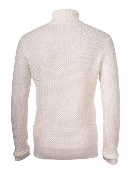 Turtle neck