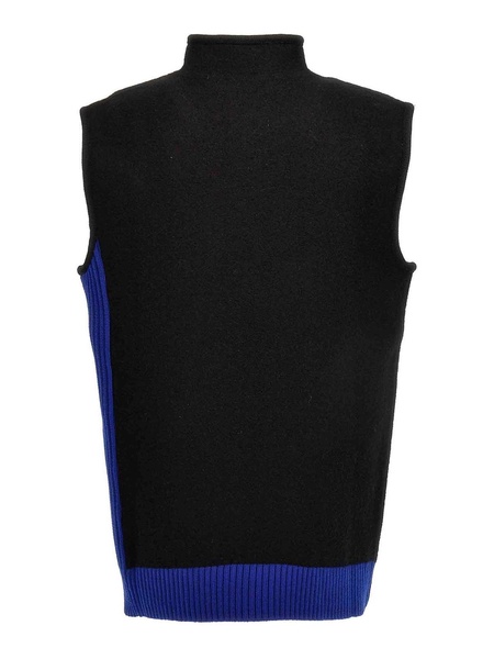 Two-color vest