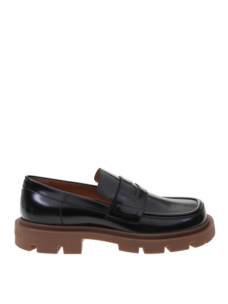 Leather moccasin