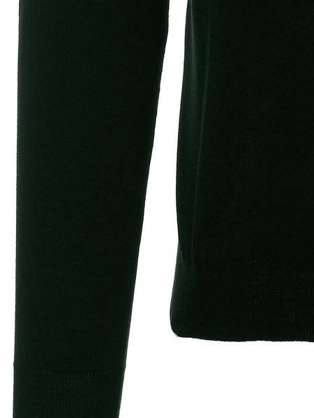 Wool sweater