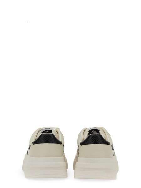 Sneaker Instant