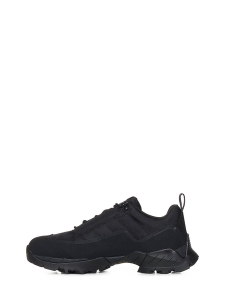 Low top Sisneakers