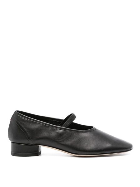 Leather sneakers