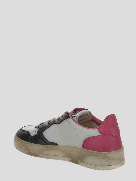 Leather trainers