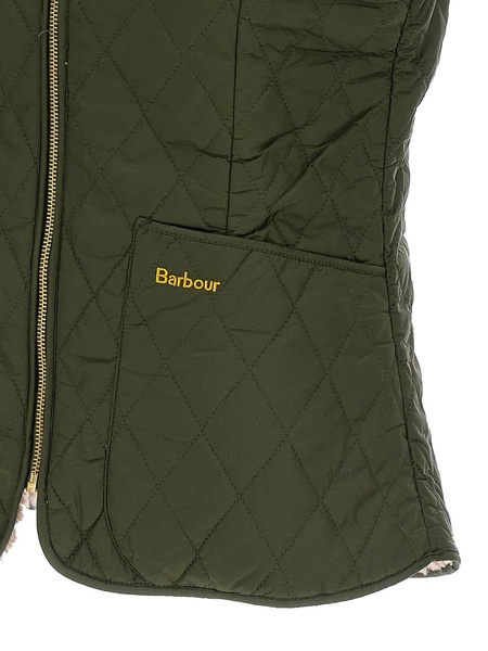 markenfield vest