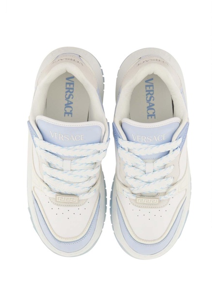 Odyssey Sneaker