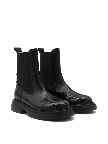 Black Boots