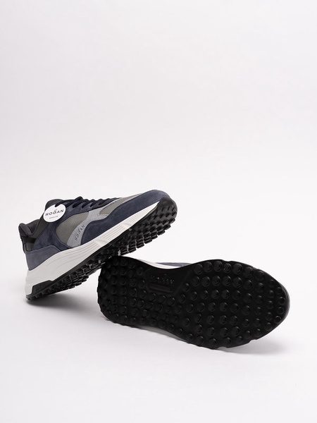 Hyperlight sneakers
