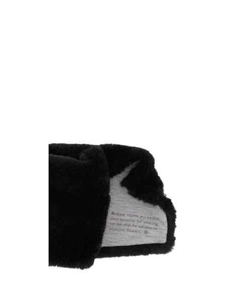 Fur Muffler Black
