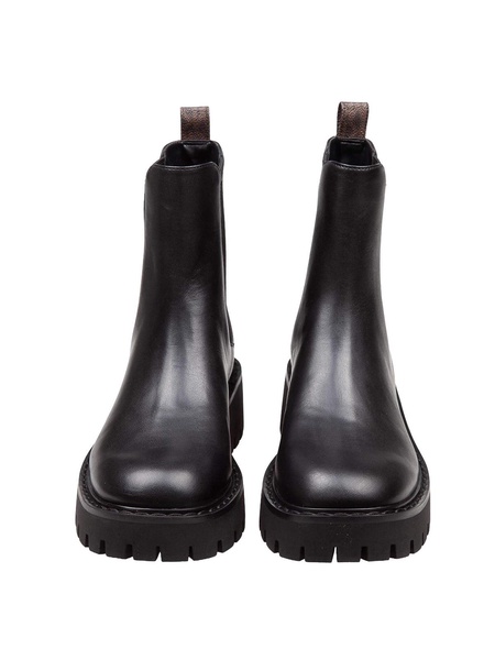Asher Flat Ankle Boot In Black Leather