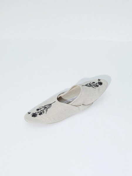 embroired babouche