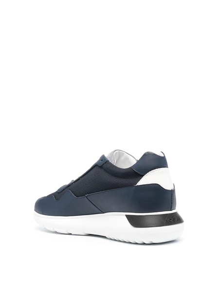 Panelled leather sneakers with logo