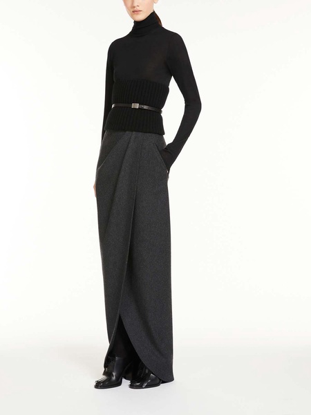 Adda Cashmere Yarn Turtleneck