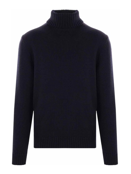Knitted pullover