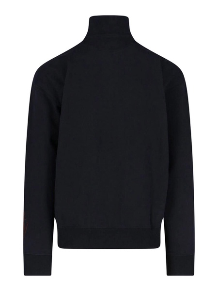 High collar sweatshirt