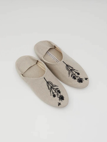 embroired babouche