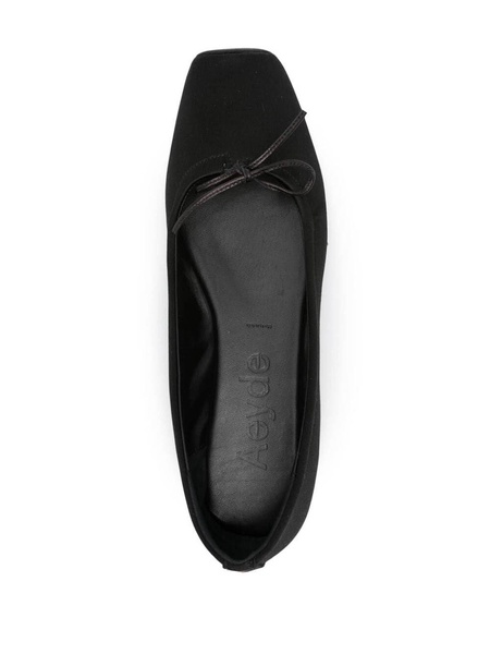 Gabriella flats