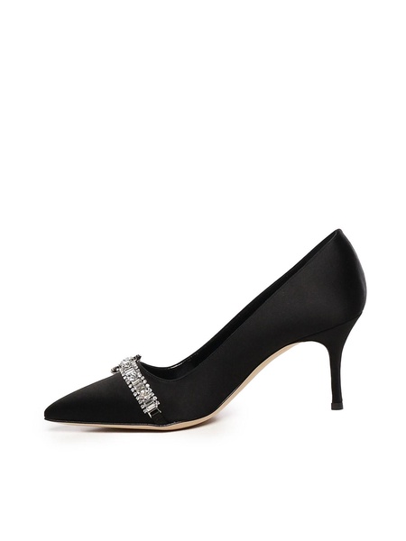 Satin pumps