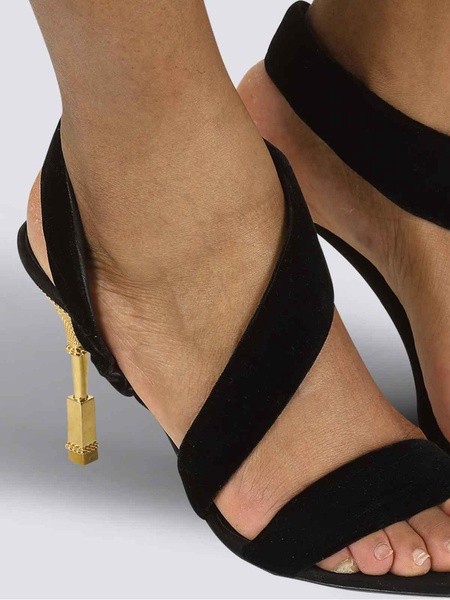 Court Shoes