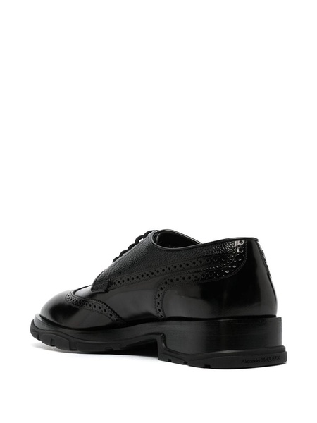 Lace-up brogues