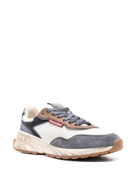 lace-ups