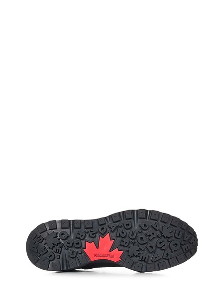 Technical Material Running Sneakers