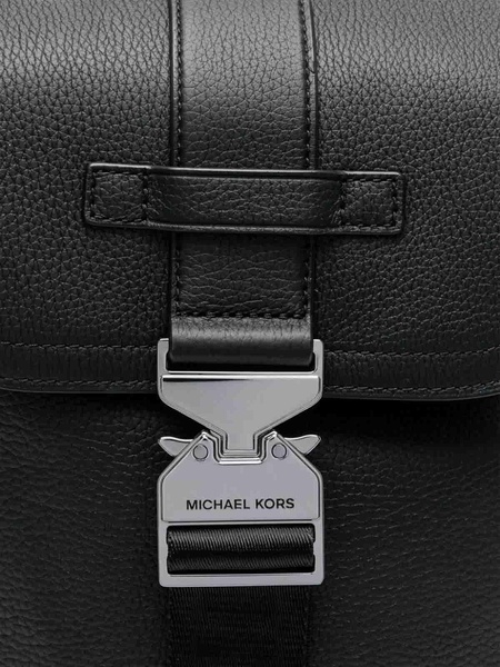 Aviator Hudson Slingpocket