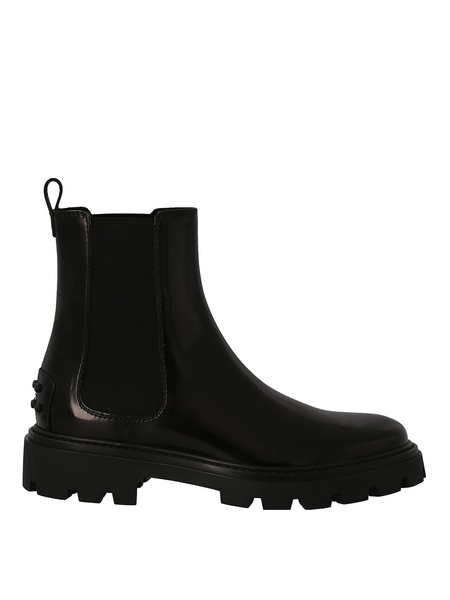 Smooth Chelsea boots
