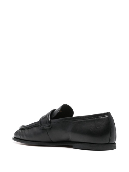 Loafers with logo plaque