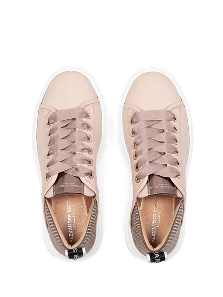 Wembley Powder Leather Sneaker