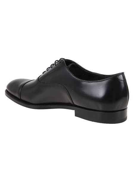 Oxford lace-up