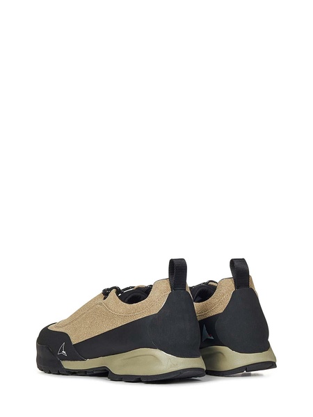 Logo sneakers