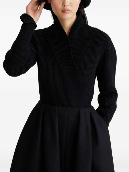 Knitted pullover