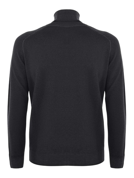 Virgin wool turtleneck