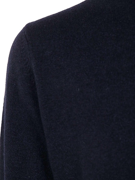 Long Sleeves Round Neck