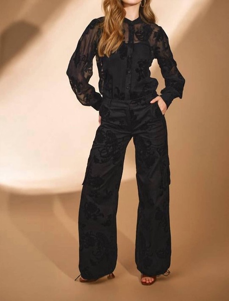 zuhr cotton cargo pants in black