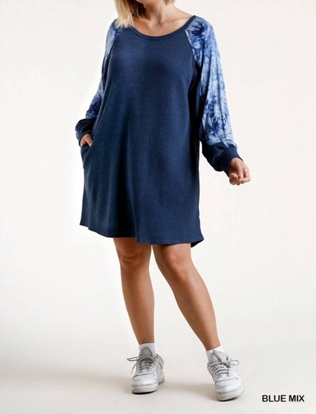 tie dye plus dress in blue mix
