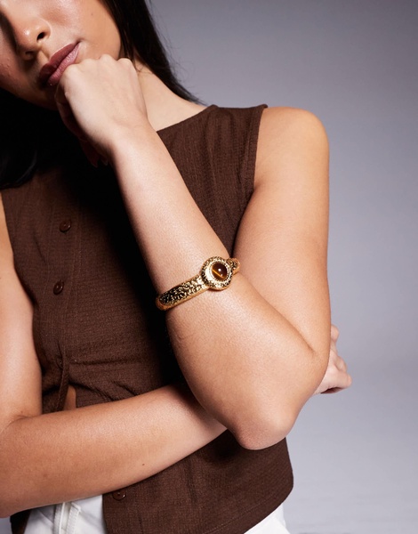 8 Other Reasons cuff bracelet with amber stone in 18k gold plated