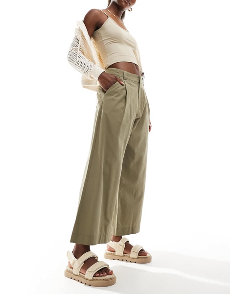 ASOS DESIGN wide leg crop pants in olive