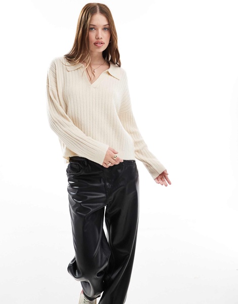 Brave Soul v-neck polo sweater in cream